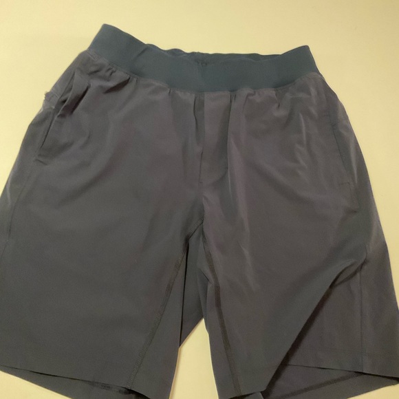 LuLuLemon Pace Breaker Linerless Short 9", Men’s, Navy, Sz L, Like New. - Picture 3 of 12